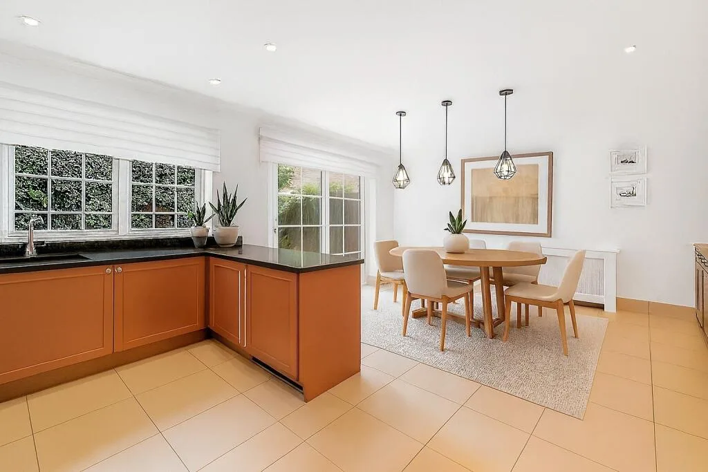 4 bedroom semi-detached house for rent