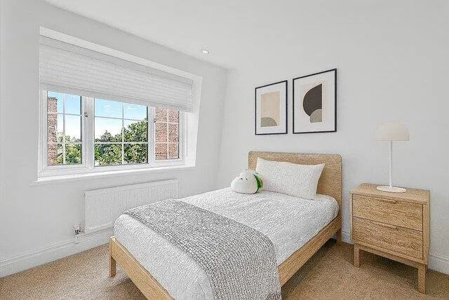 4 bedroom semi-detached house for rent