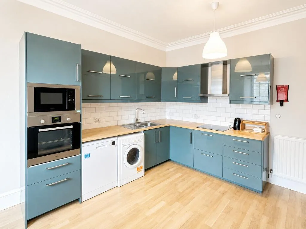 3 bedroom flat for rent