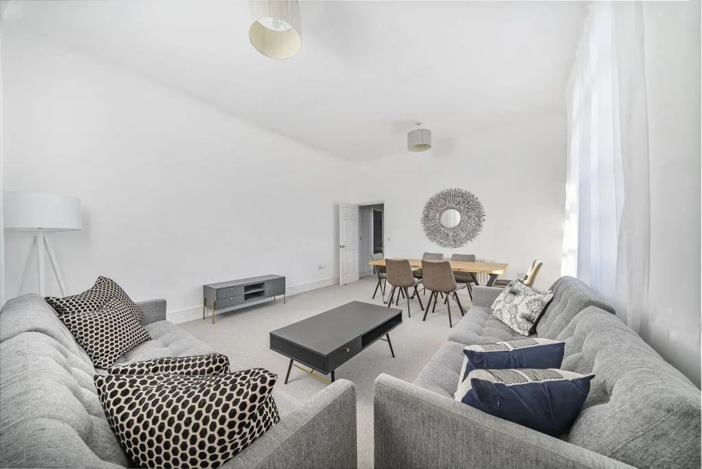 2 bedroom flat for rent