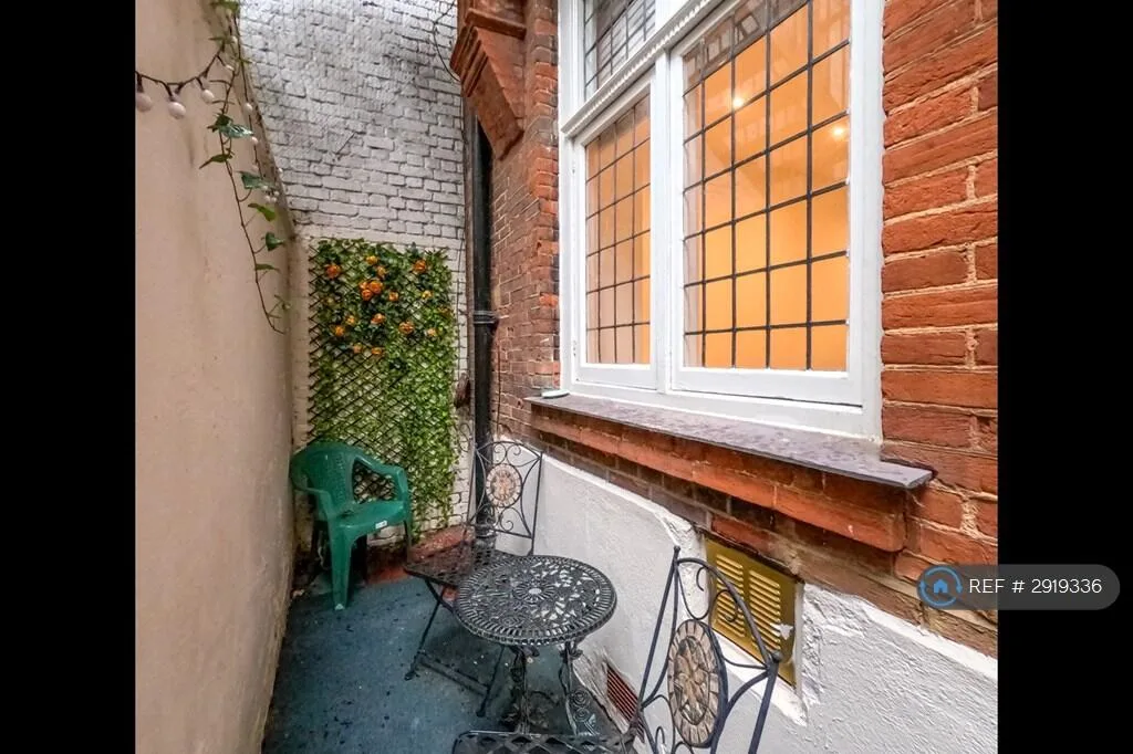 1 bedroom flat for rent