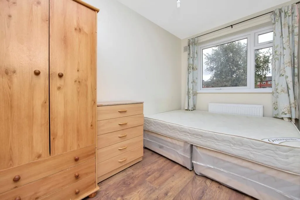 4 bedroom maisonette for rent