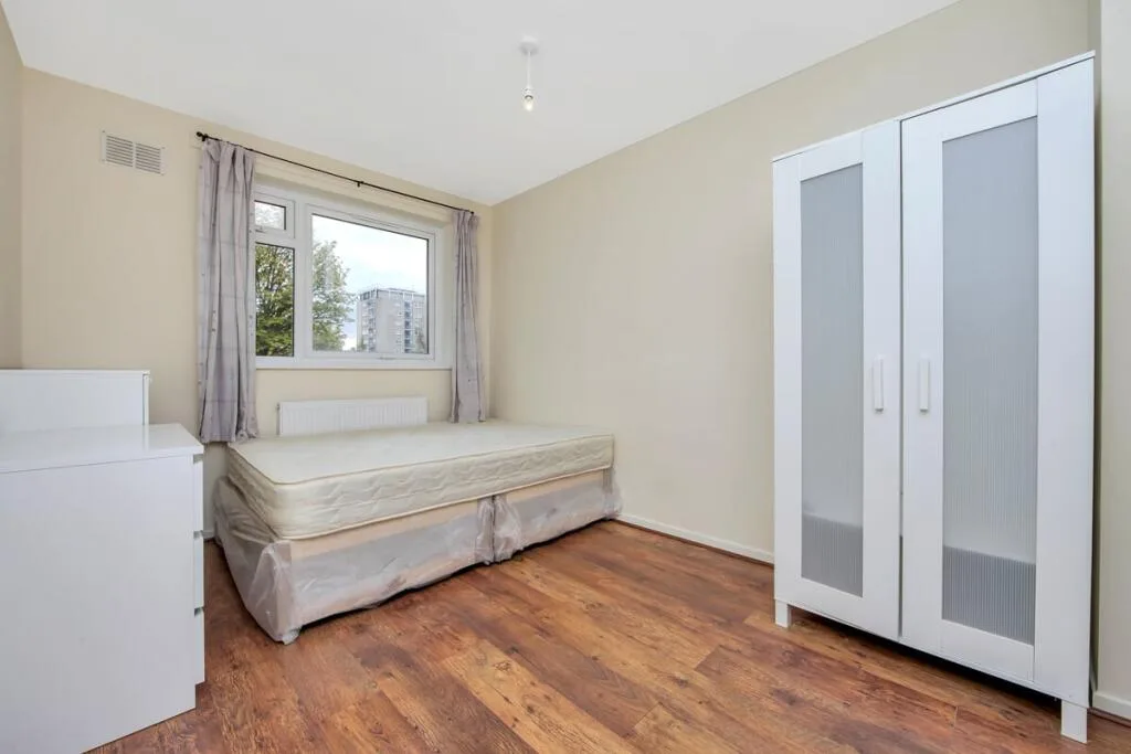 4 bedroom maisonette for rent