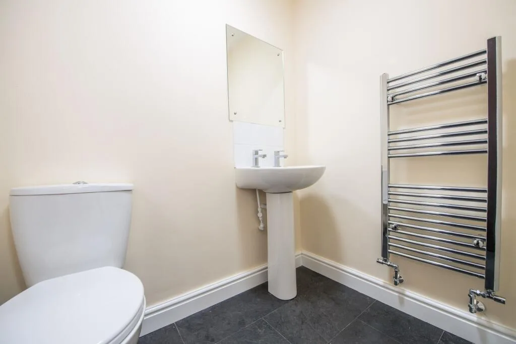 4 bedroom terraced house for rent