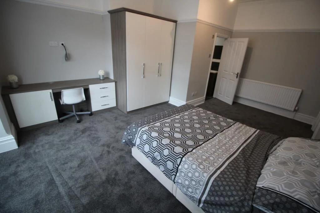 8 bedroom house share for rent