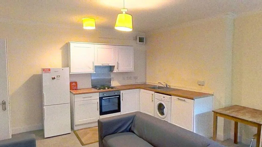 3 bedroom flat for rent