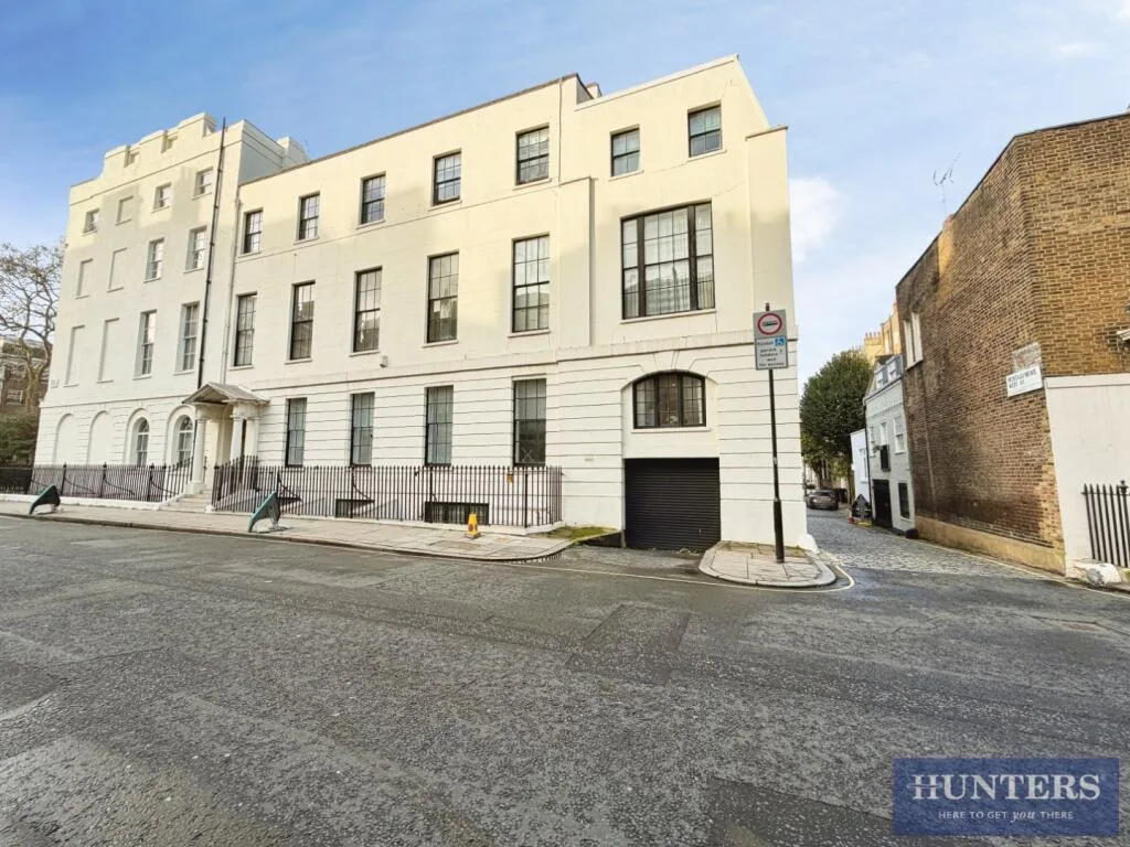 5 bedroom terraced house for rent