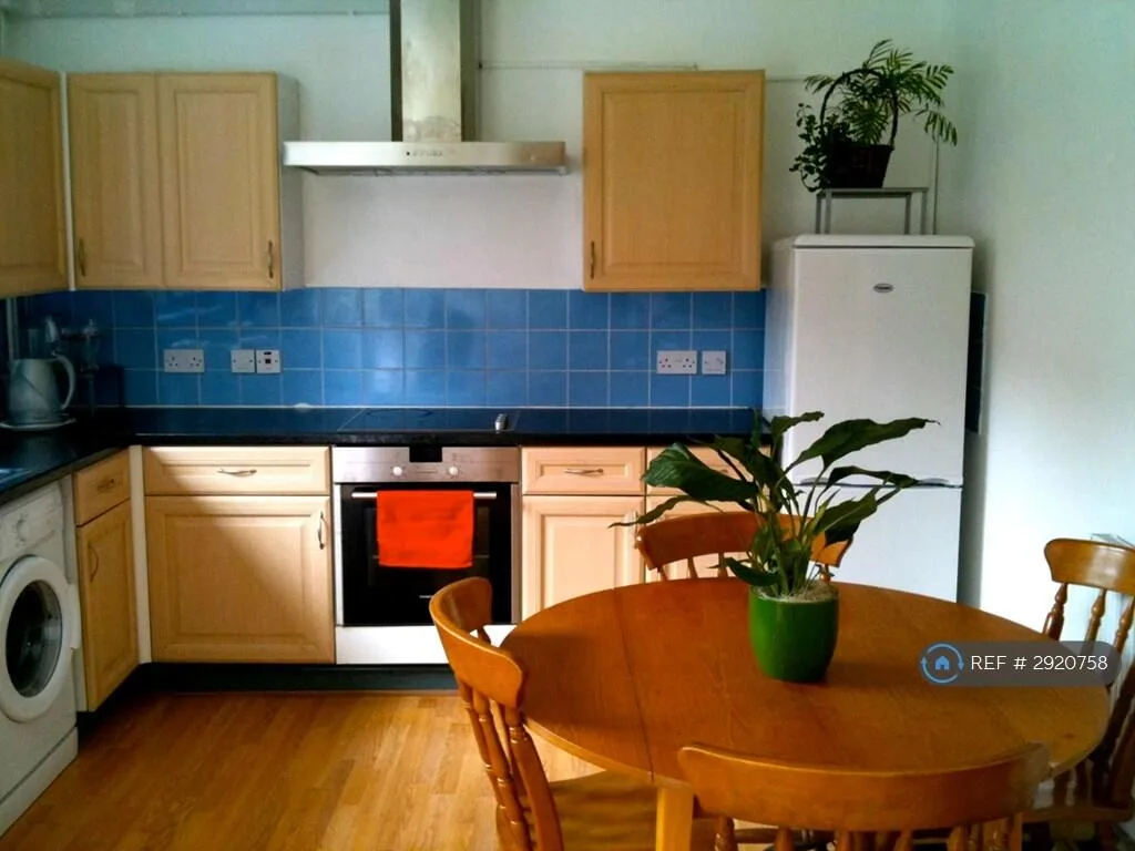 4 bedroom terraced house for rent