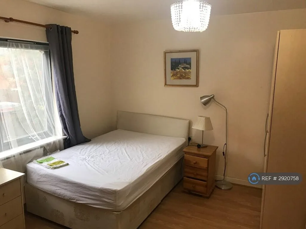 4 bedroom terraced house for rent