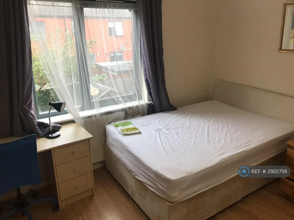 4 bedroom terraced house for rent