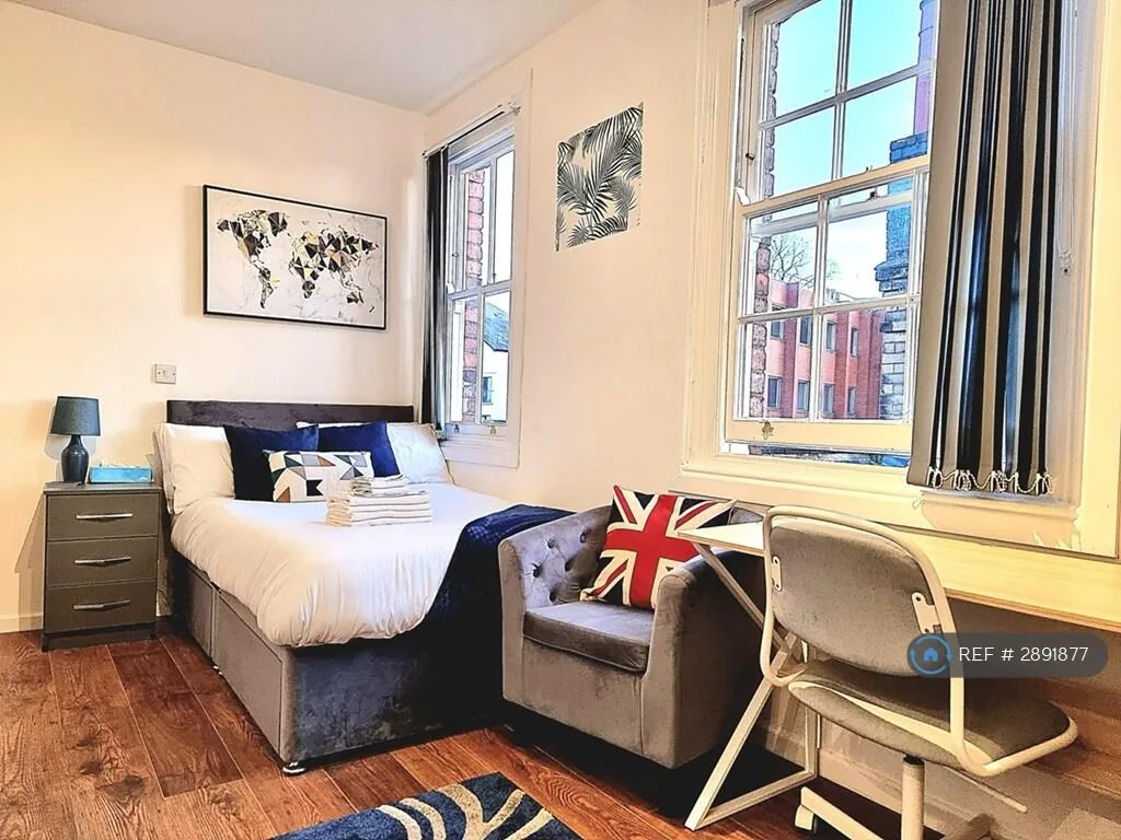 Studio flat for rent
