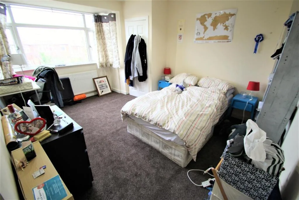 5 bedroom house for rent