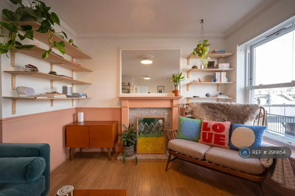 2 bedroom flat for rent