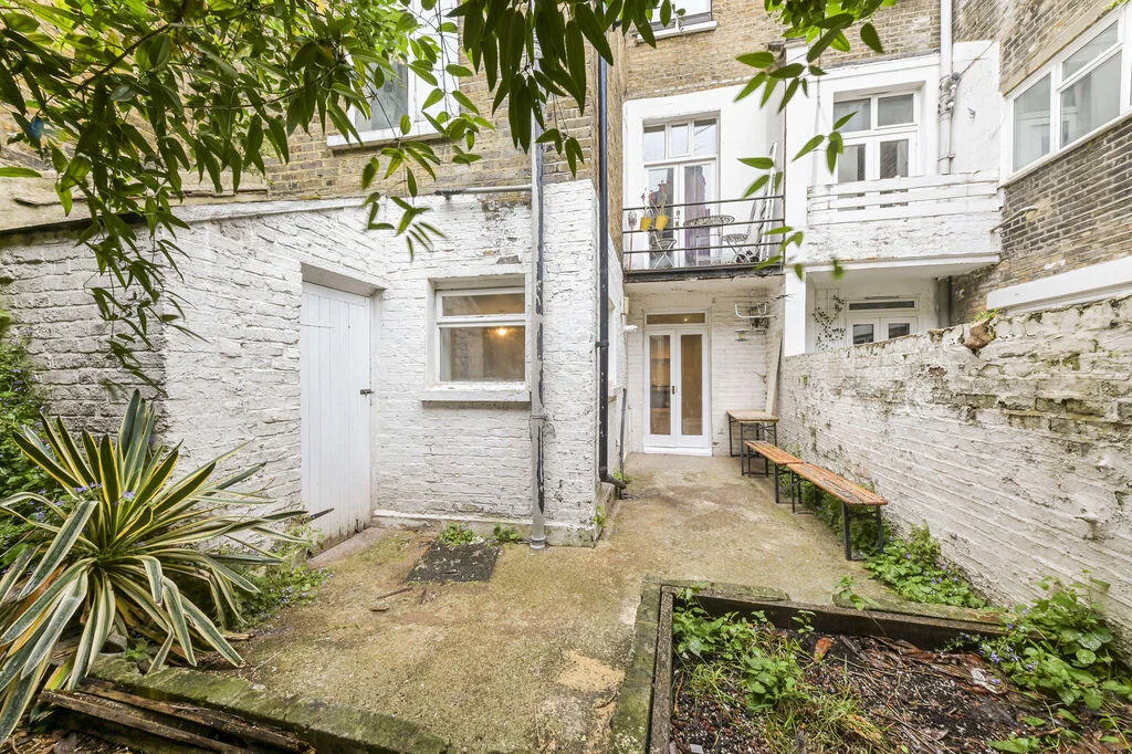 2 bedroom flat for rent
