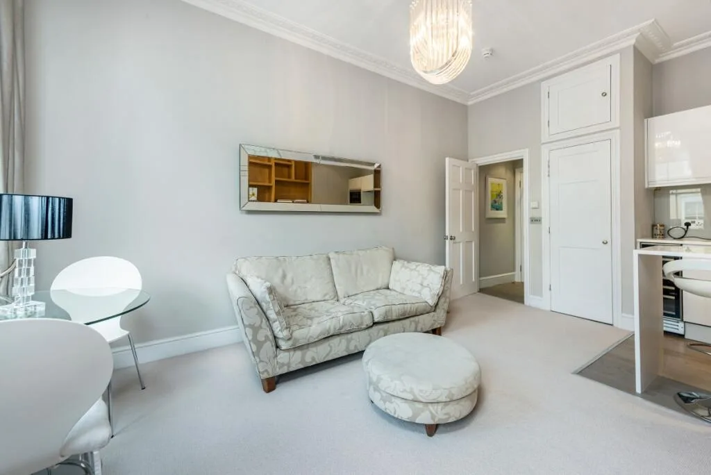 1 bedroom flat for rent
