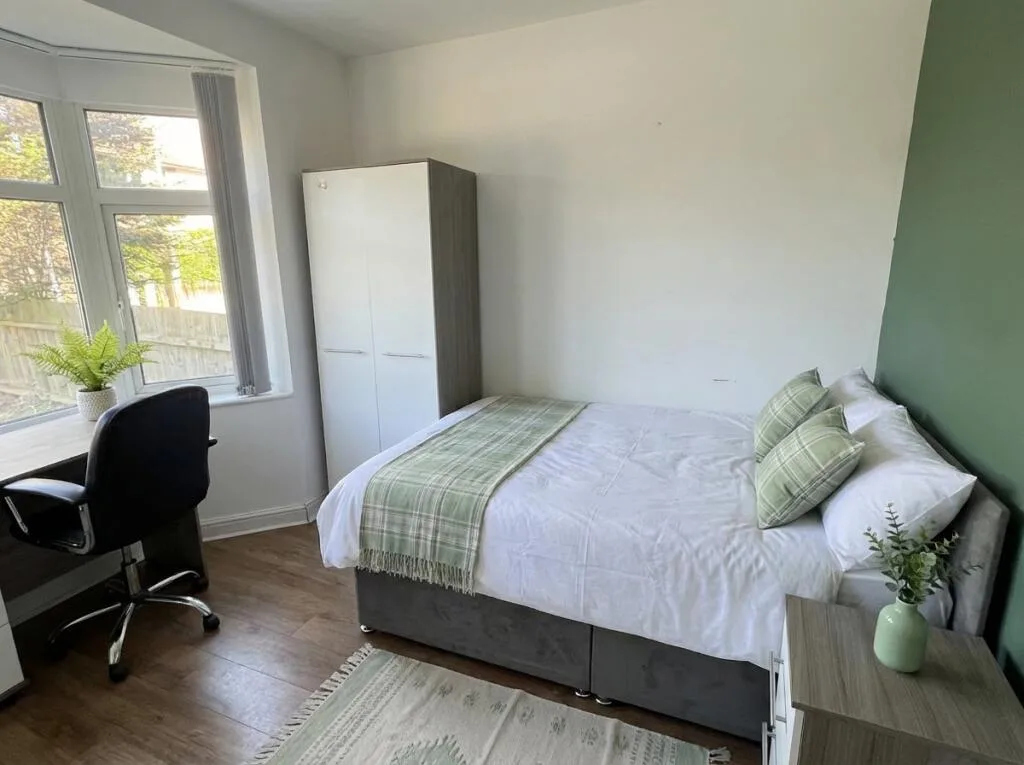 1 bedroom house share for rent