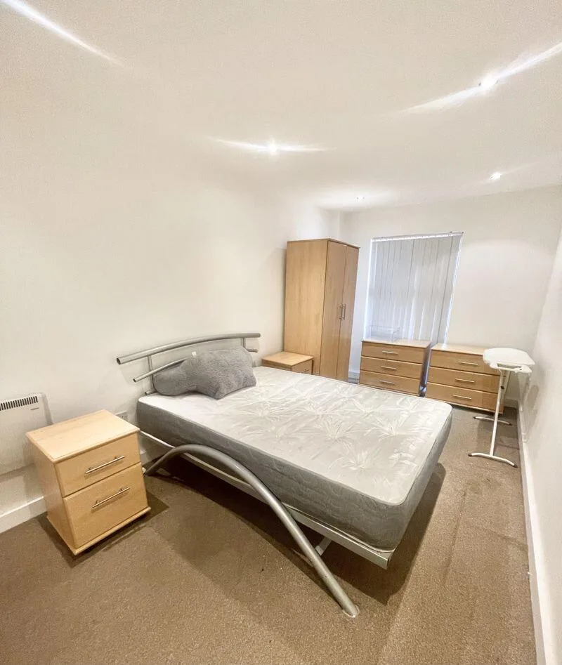 2 bedroom flat for rent