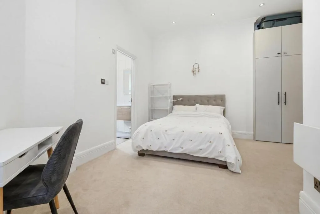 3 bedroom apartment for rent
