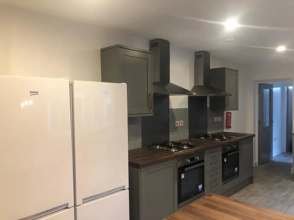 1 bedroom house share for rent