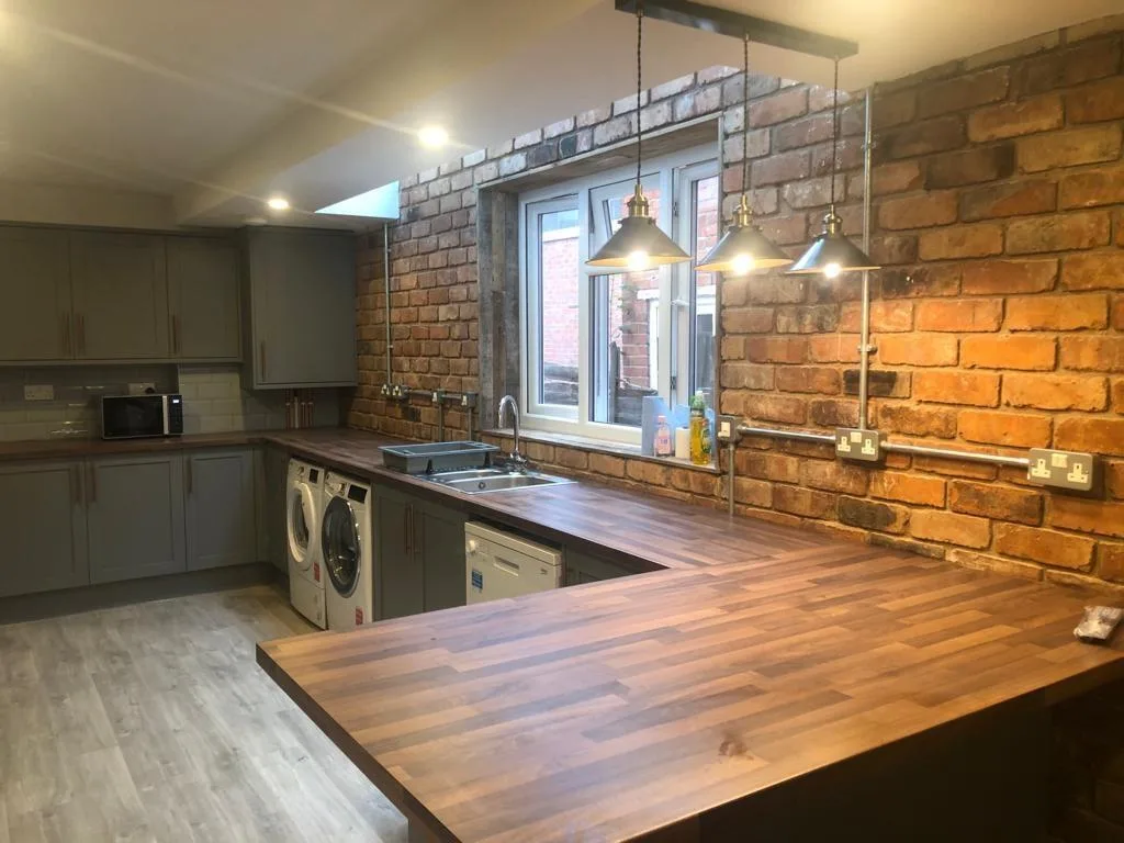 1 bedroom house share for rent