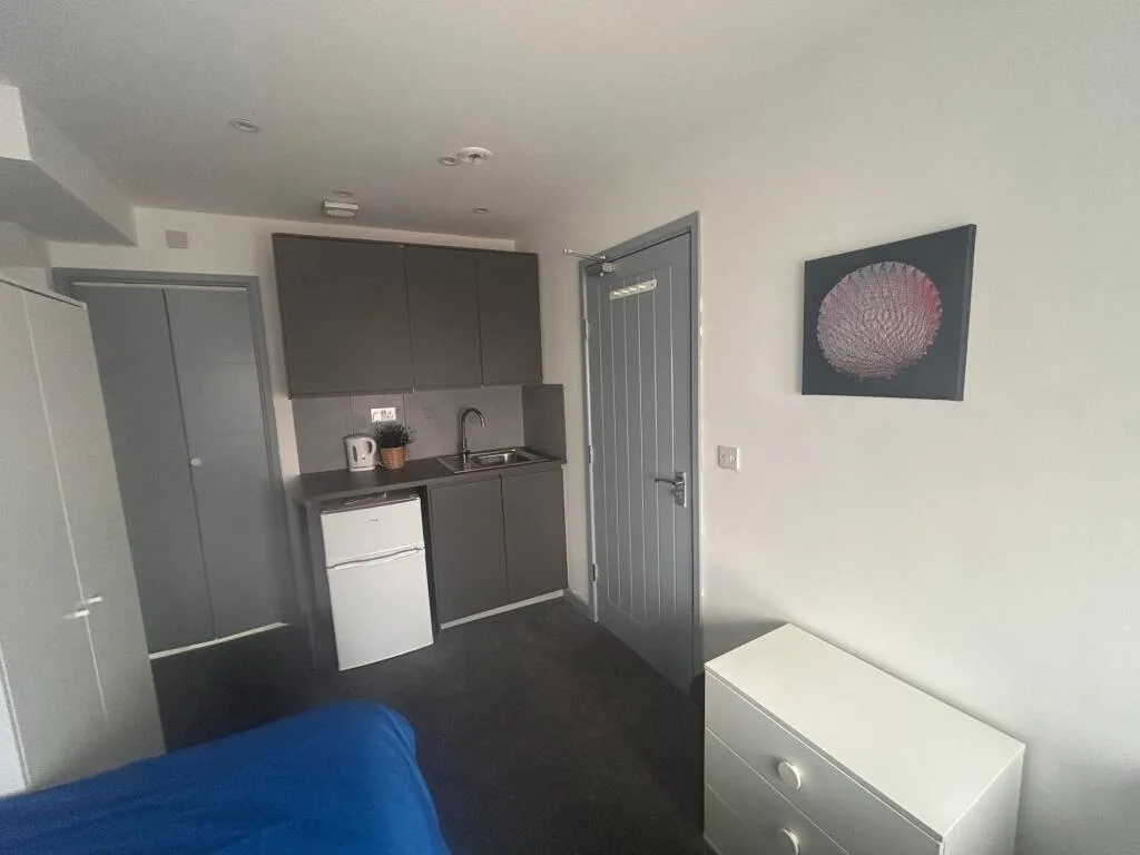 1 bedroom house for rent