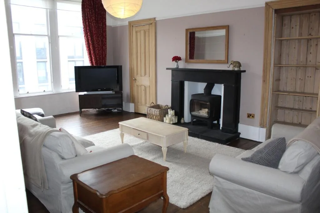 3 bedroom flat for rent