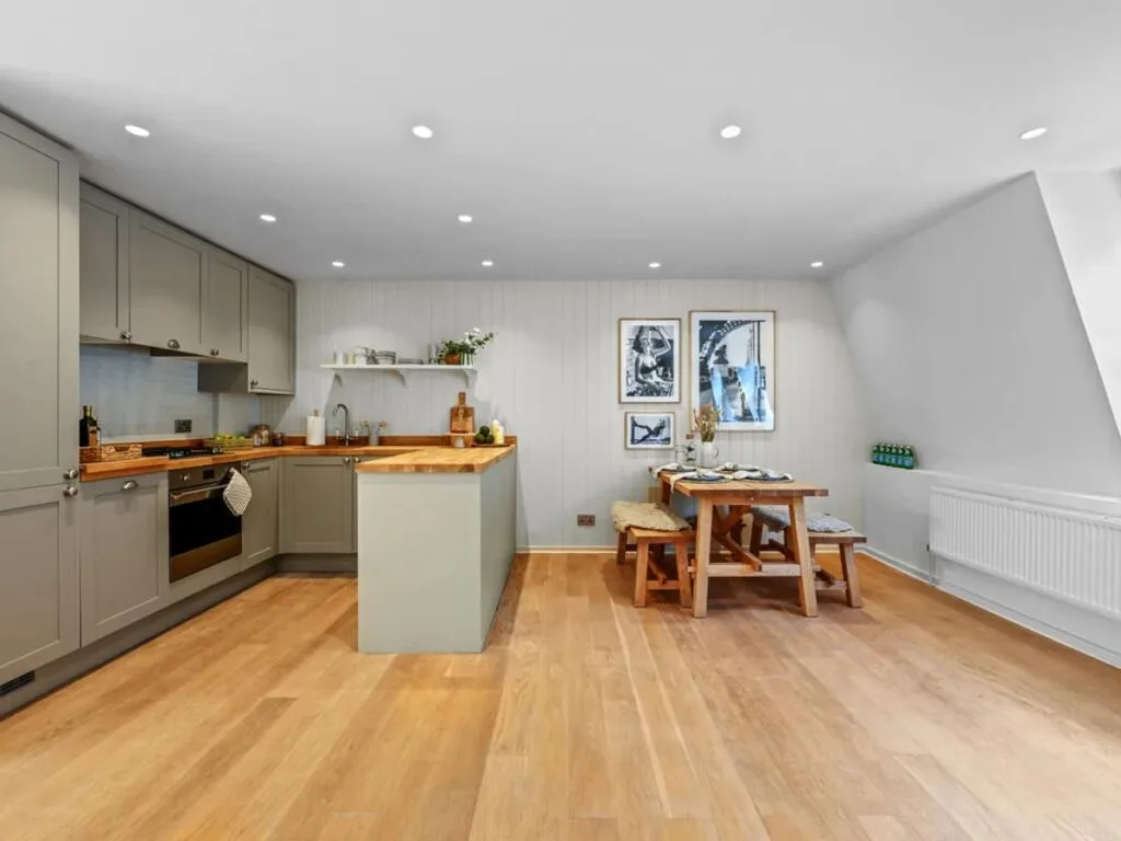 2 bedroom flat for rent