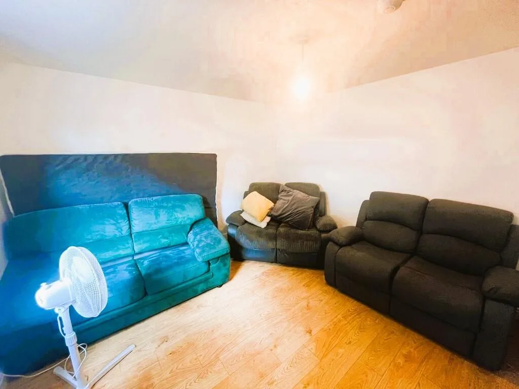 2 bedroom terraced house for rent