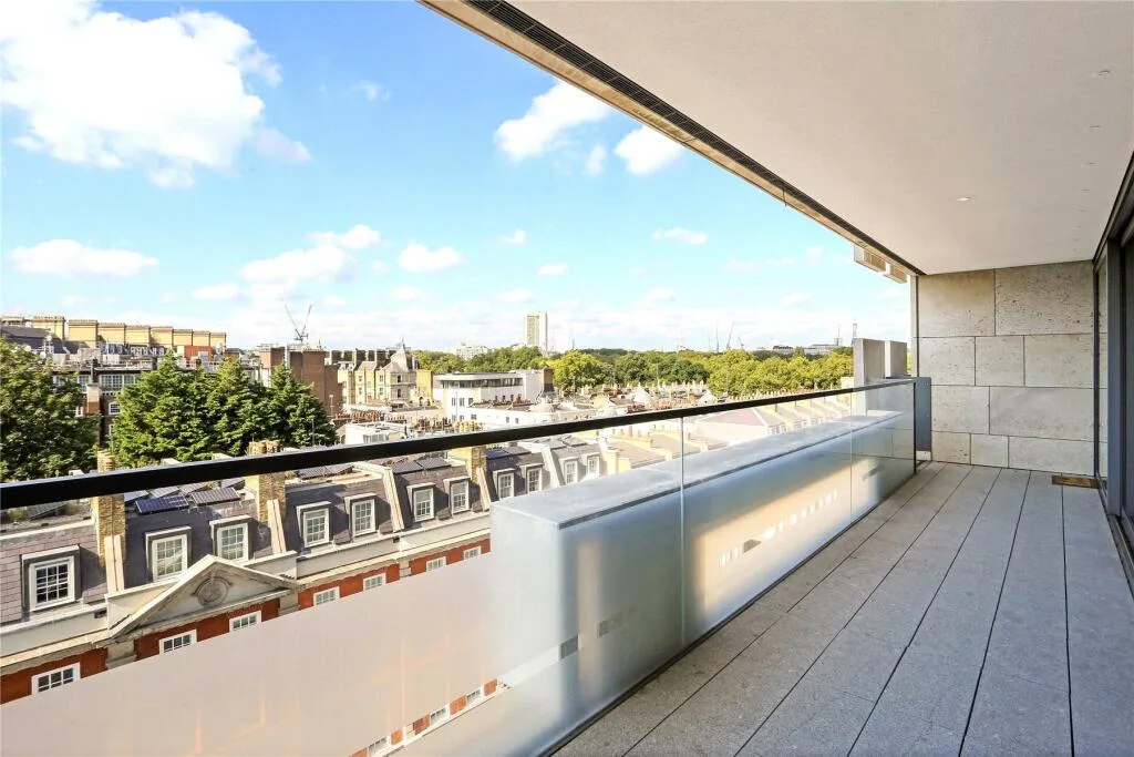 3 bedroom flat for rent