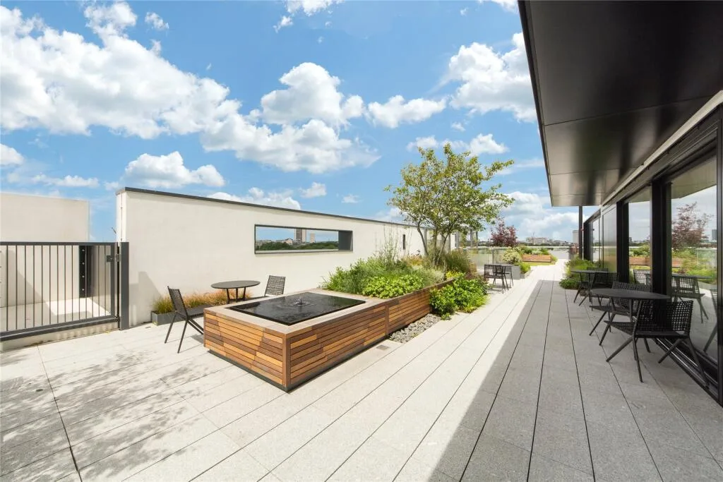 3 bedroom flat for rent