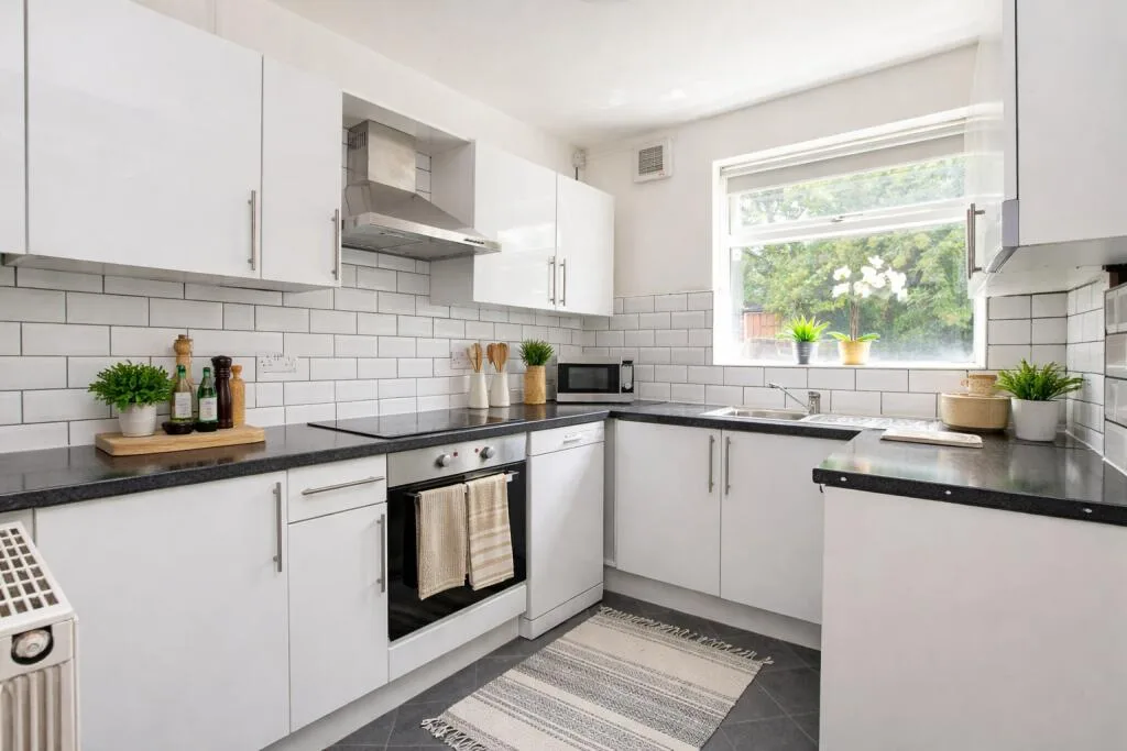 1 bedroom house for rent