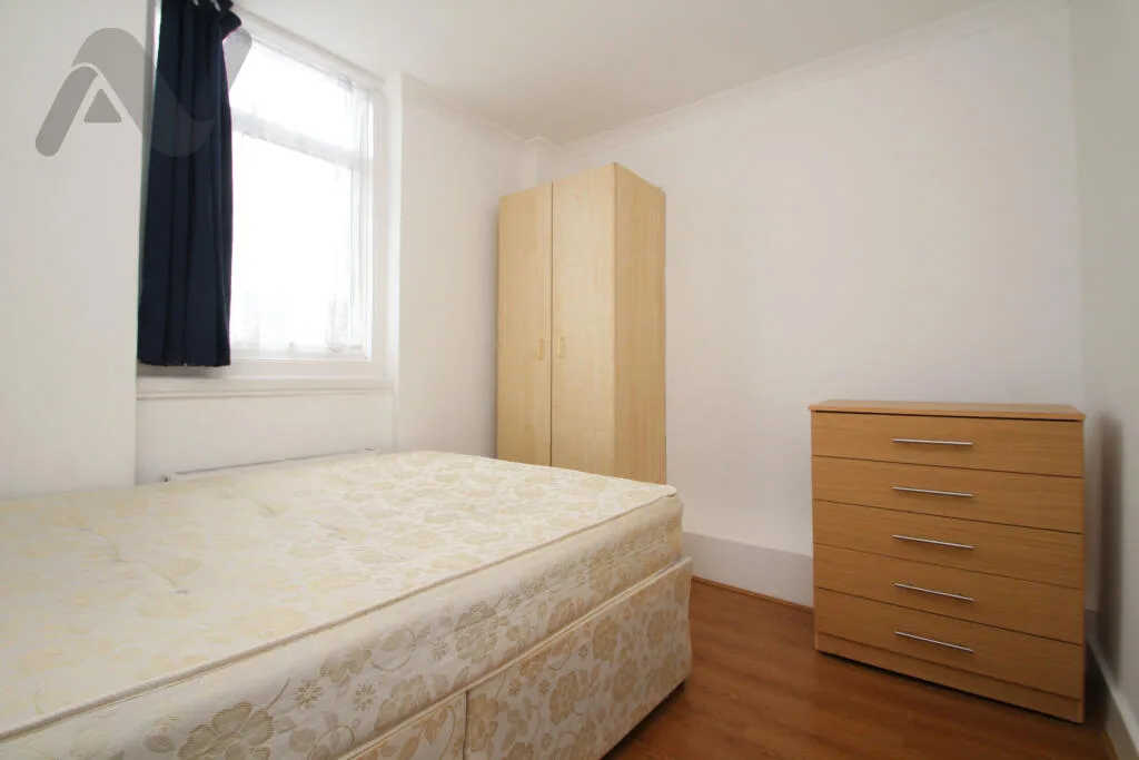 4 bedroom maisonette for rent