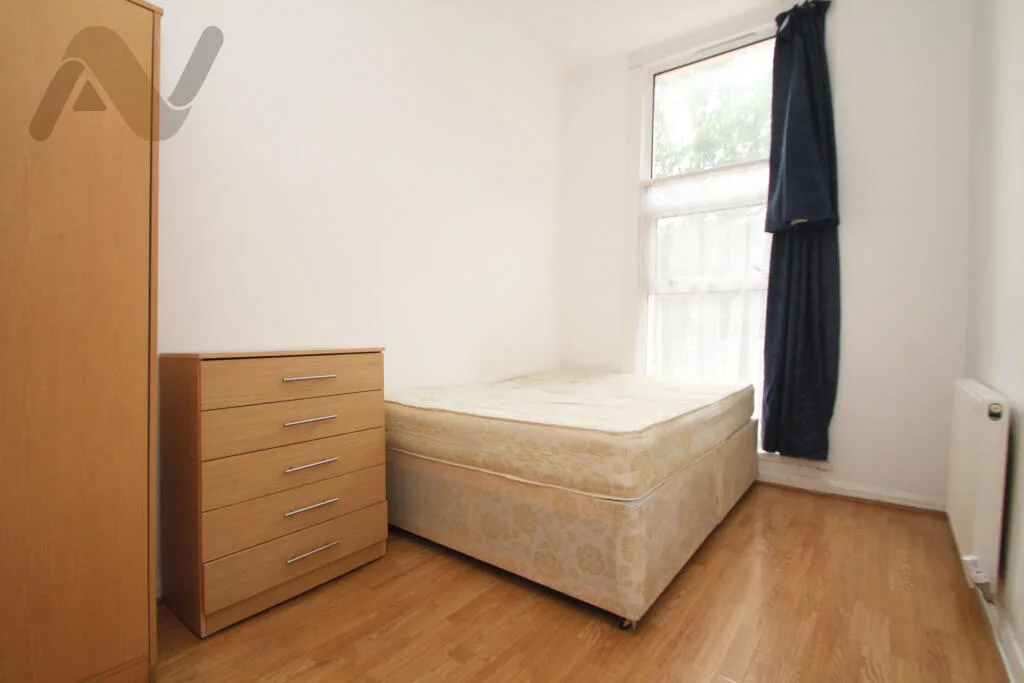 4 bedroom maisonette for rent