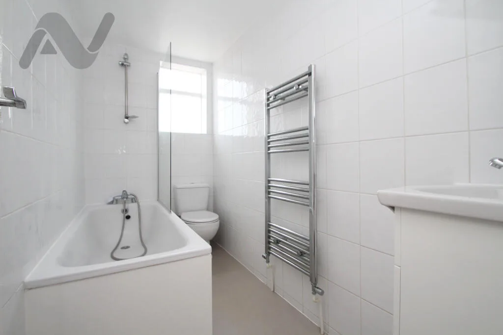 4 bedroom maisonette for rent