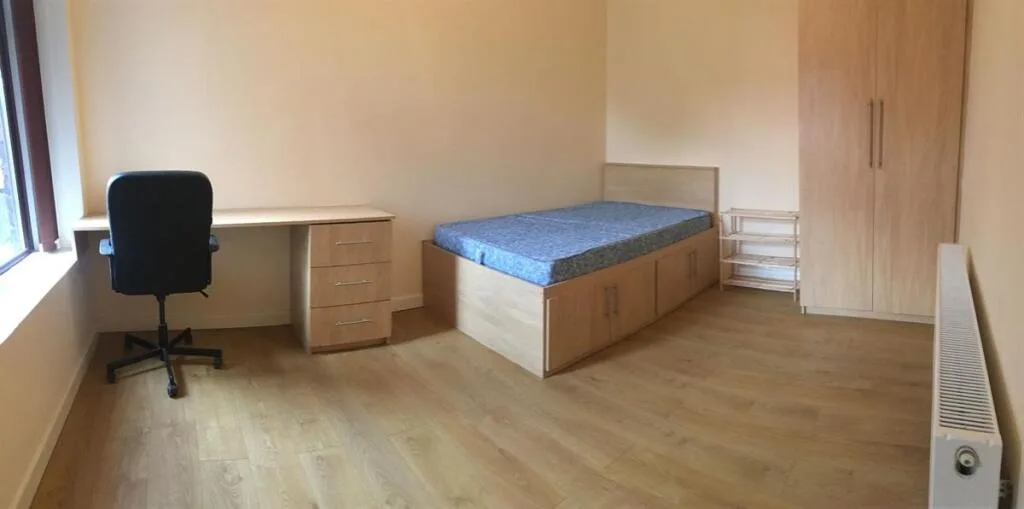 5 bedroom house for rent
