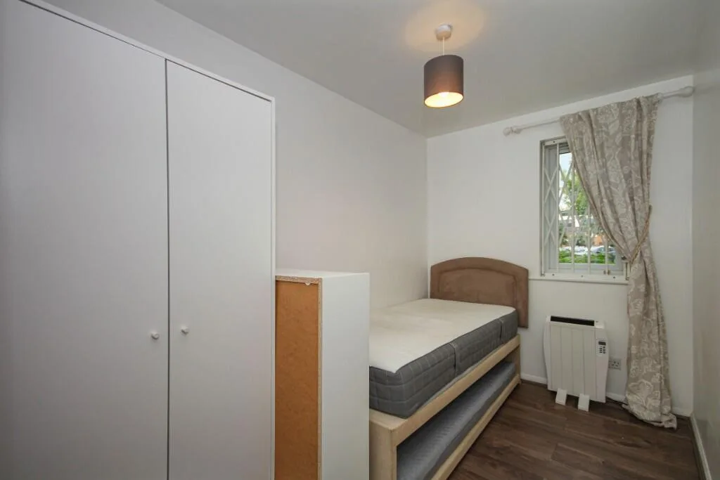 2 bedroom ground floor flat for rent