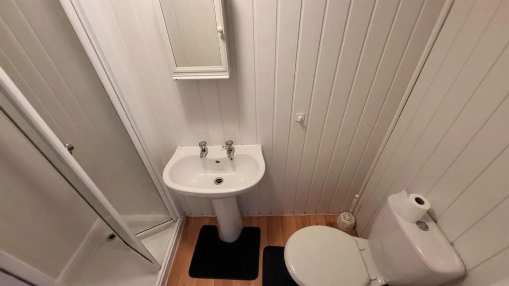 7 bedroom house for rent