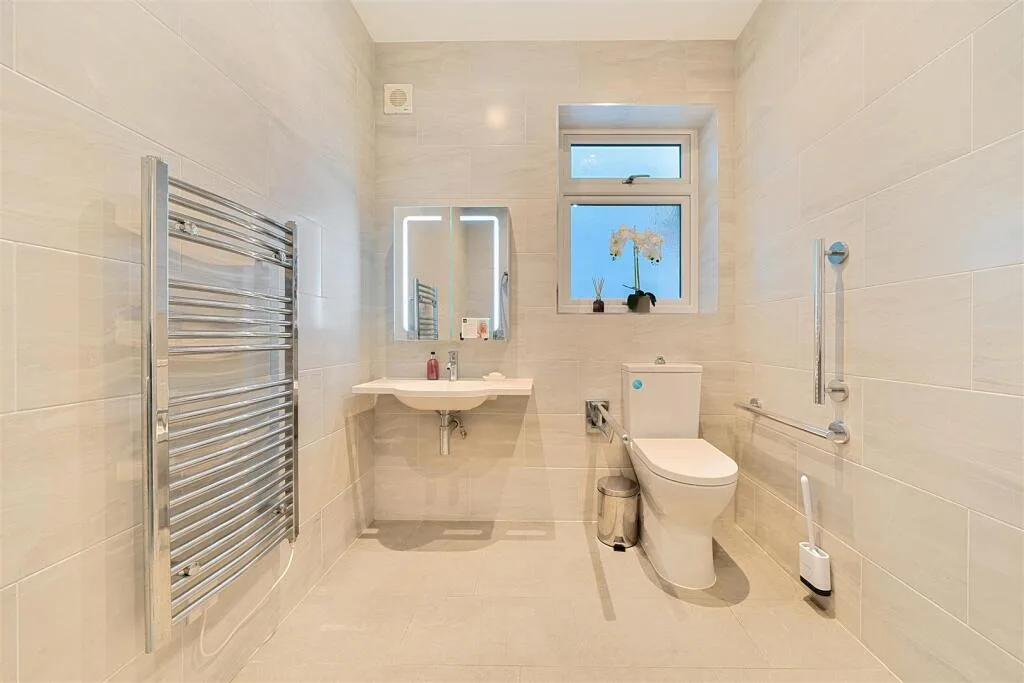 3 bedroom detached house for rent