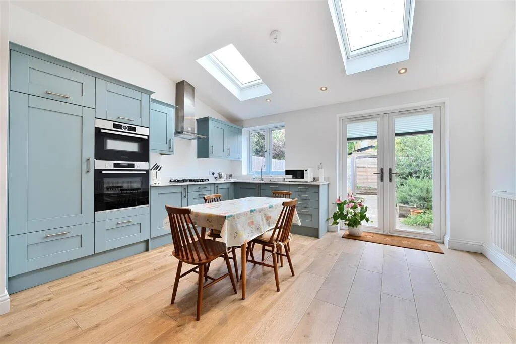 3 bedroom detached house for rent
