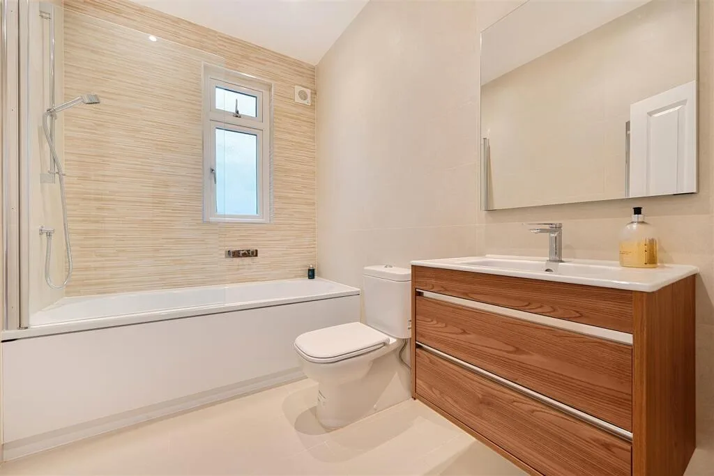 3 bedroom detached house for rent