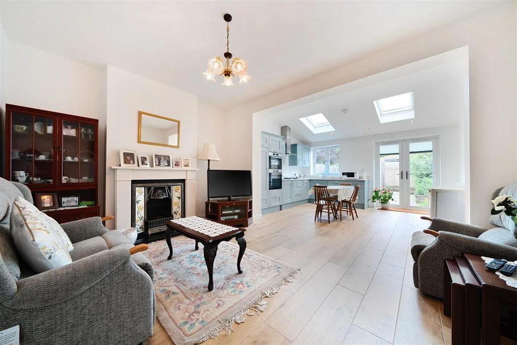 3 bedroom detached house for rent