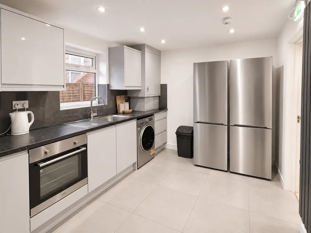 6 bedroom house share for rent