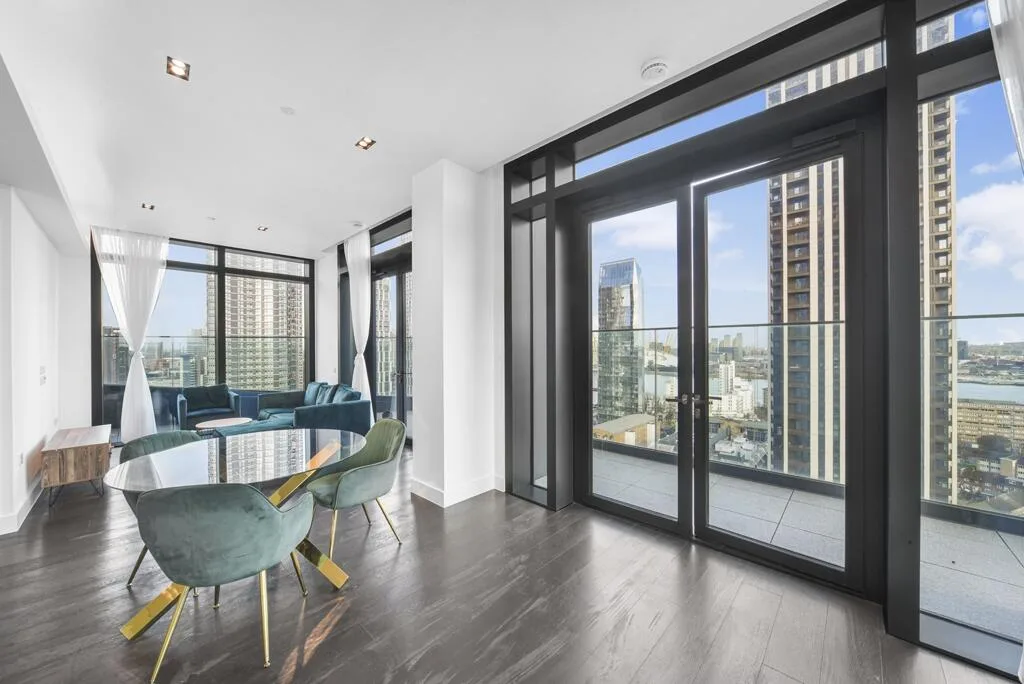 3 bedroom flat for rent