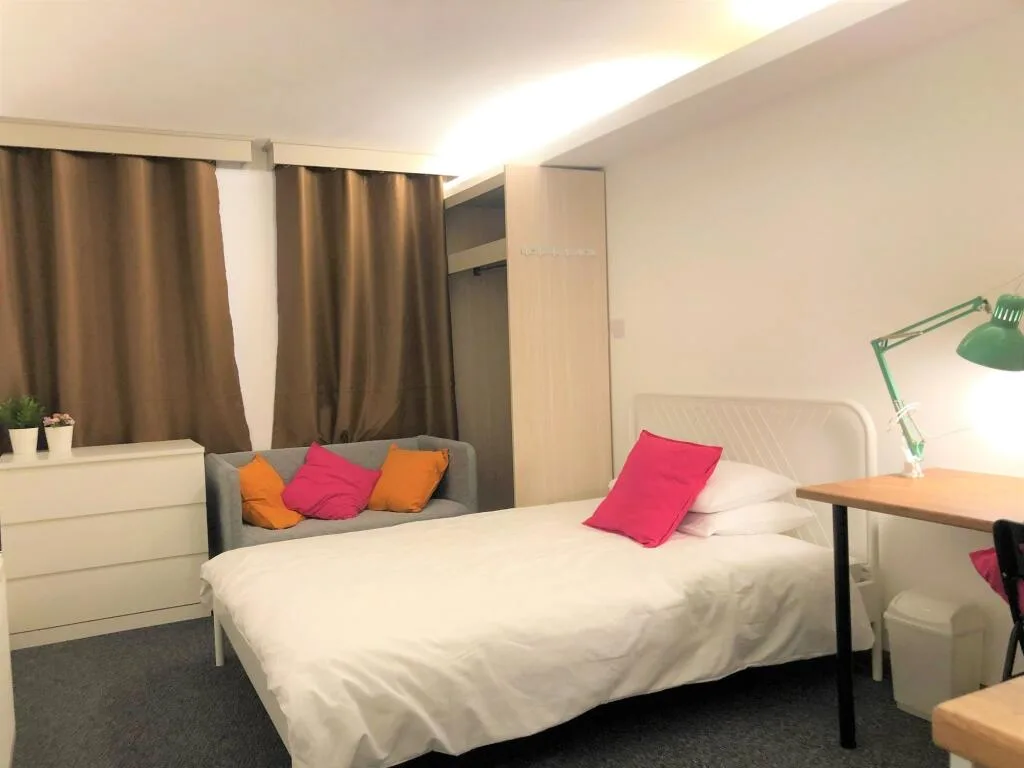 Studio flat for rent