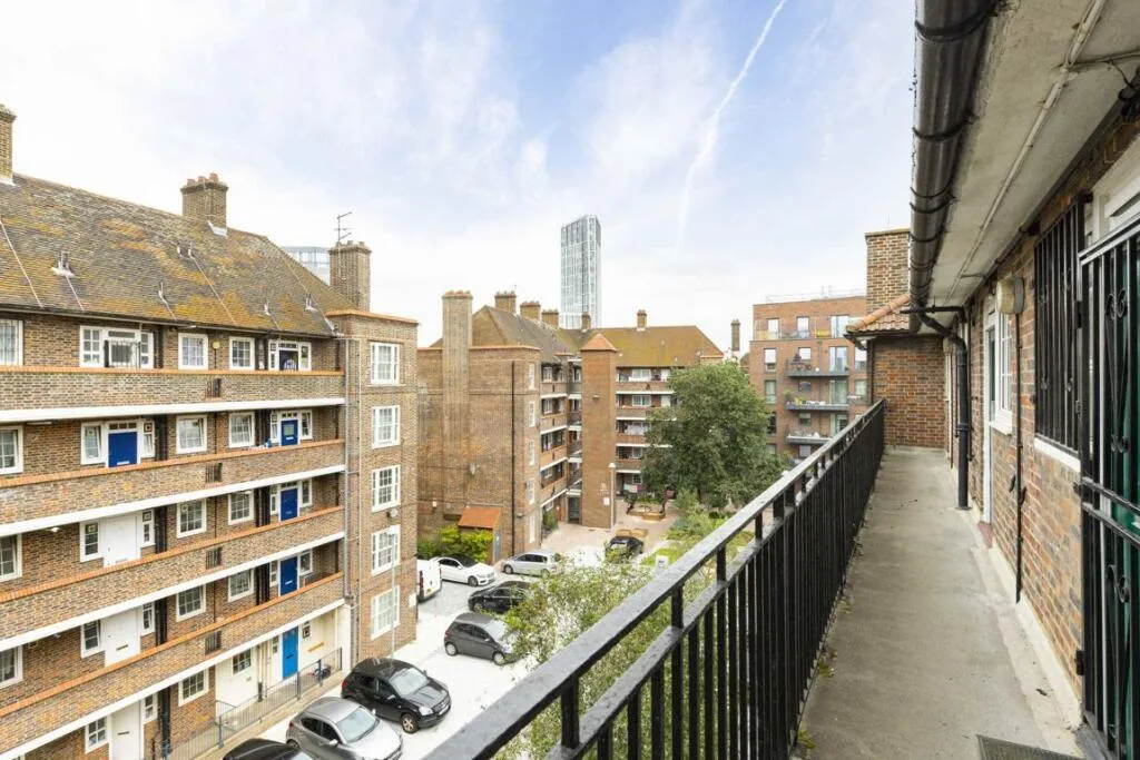 3 bedroom flat for rent