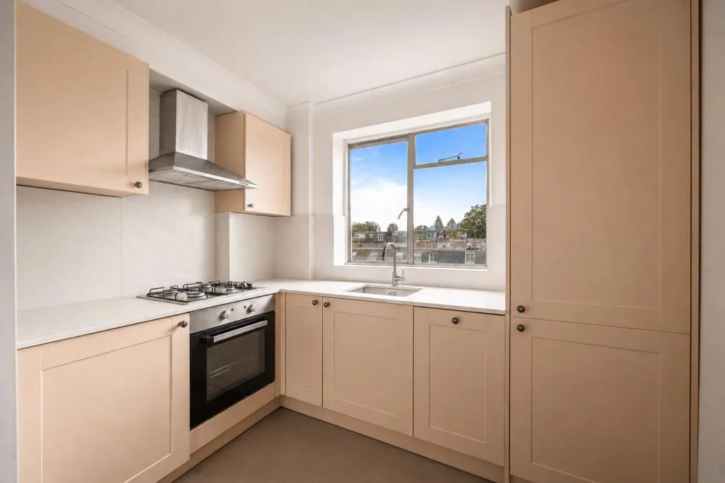 3 bedroom flat for rent