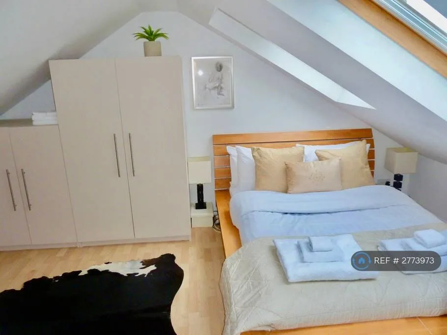 2 bedroom maisonette for rent