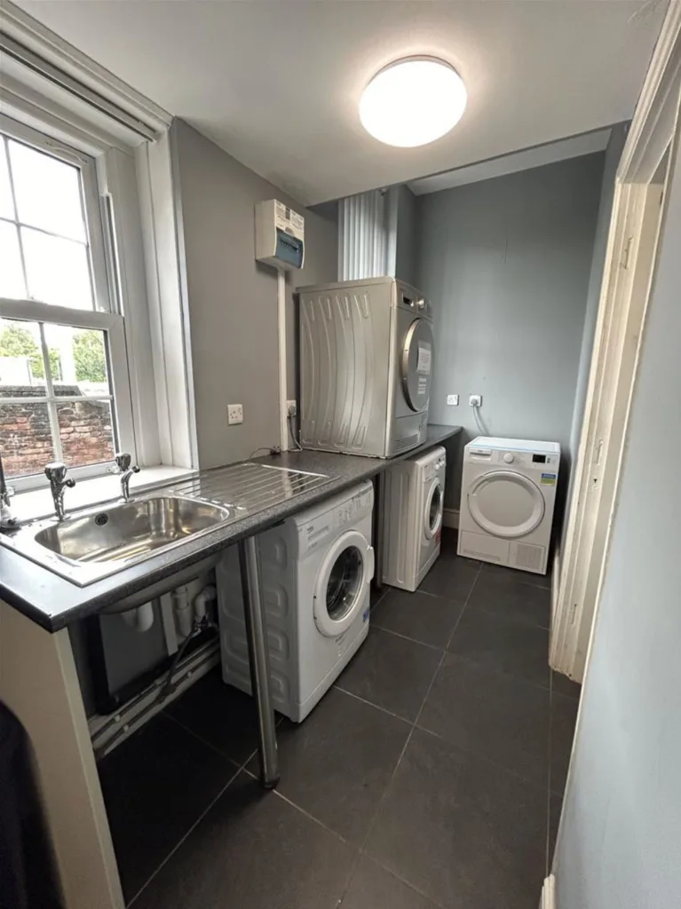 1 bedroom house of multiple occupation for rent