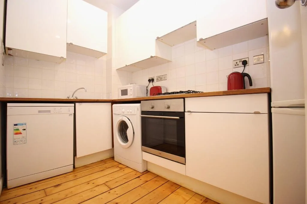 3 bedroom flat for rent