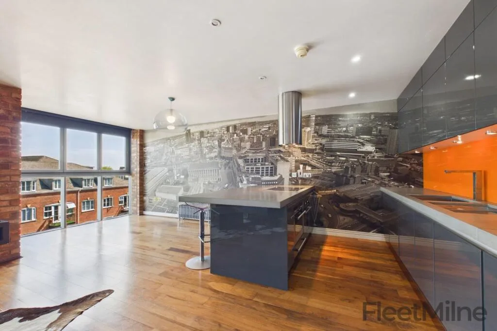2 bedroom penthouse for rent